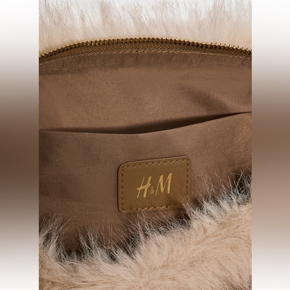 H&M Fluffy Fur Shoulder Bag Beige NWT - Picture 4 of 4